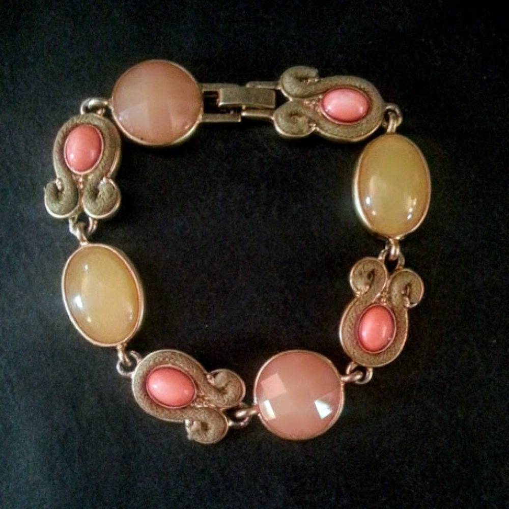7" coral & yellow "stone" bracelet with Peach Fuzz Pantone 2024 Color of Year